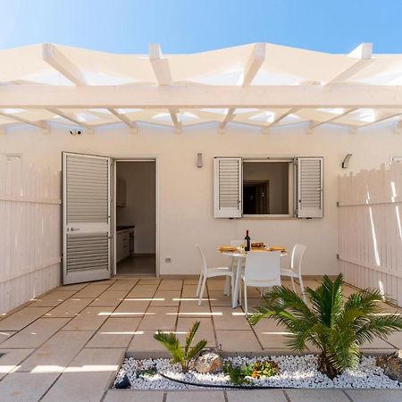 Residence Jolly Mare Torre Lapillo Exterior foto